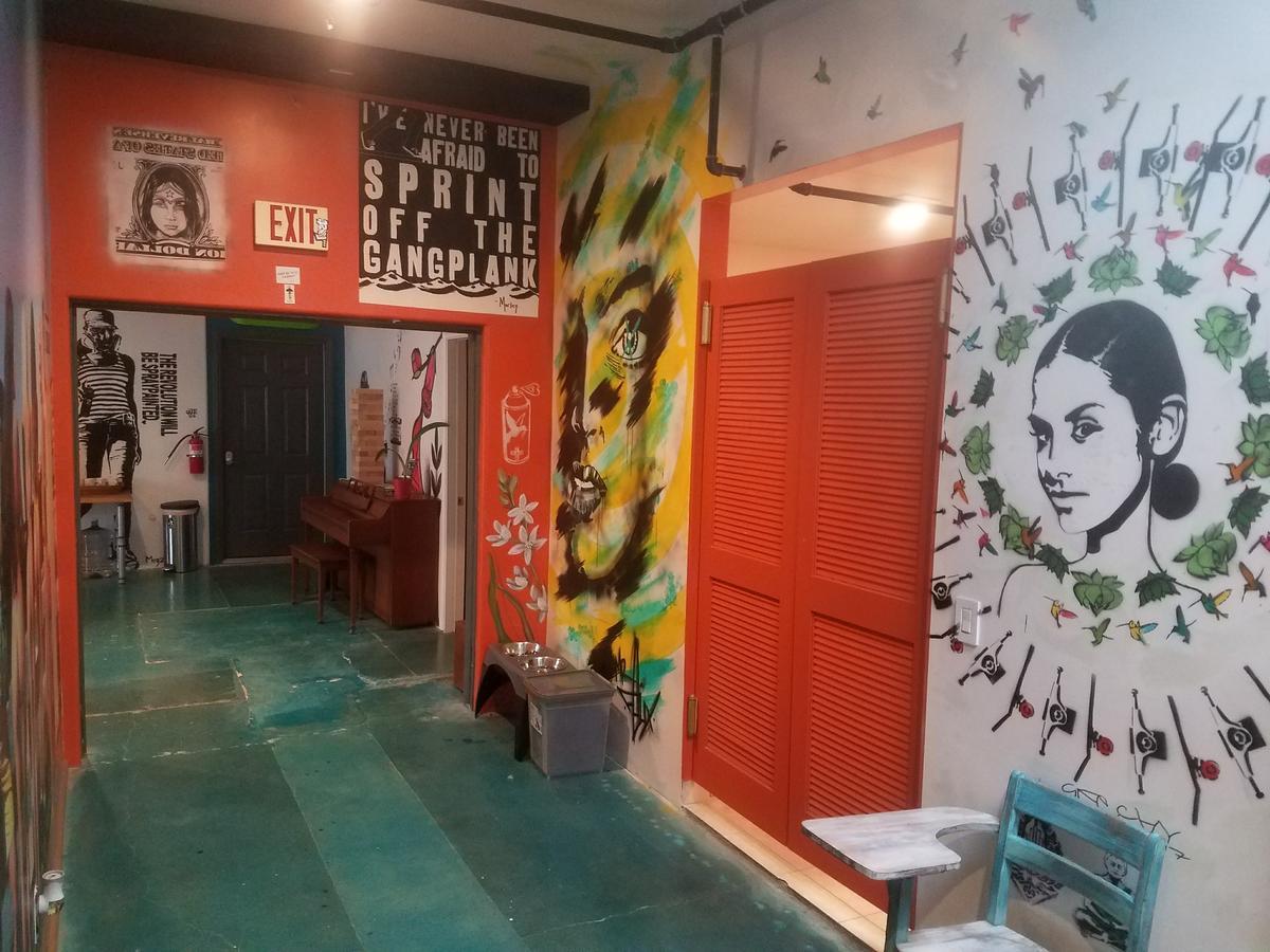 House Of Trestles Hostel San Clemente Buitenkant foto